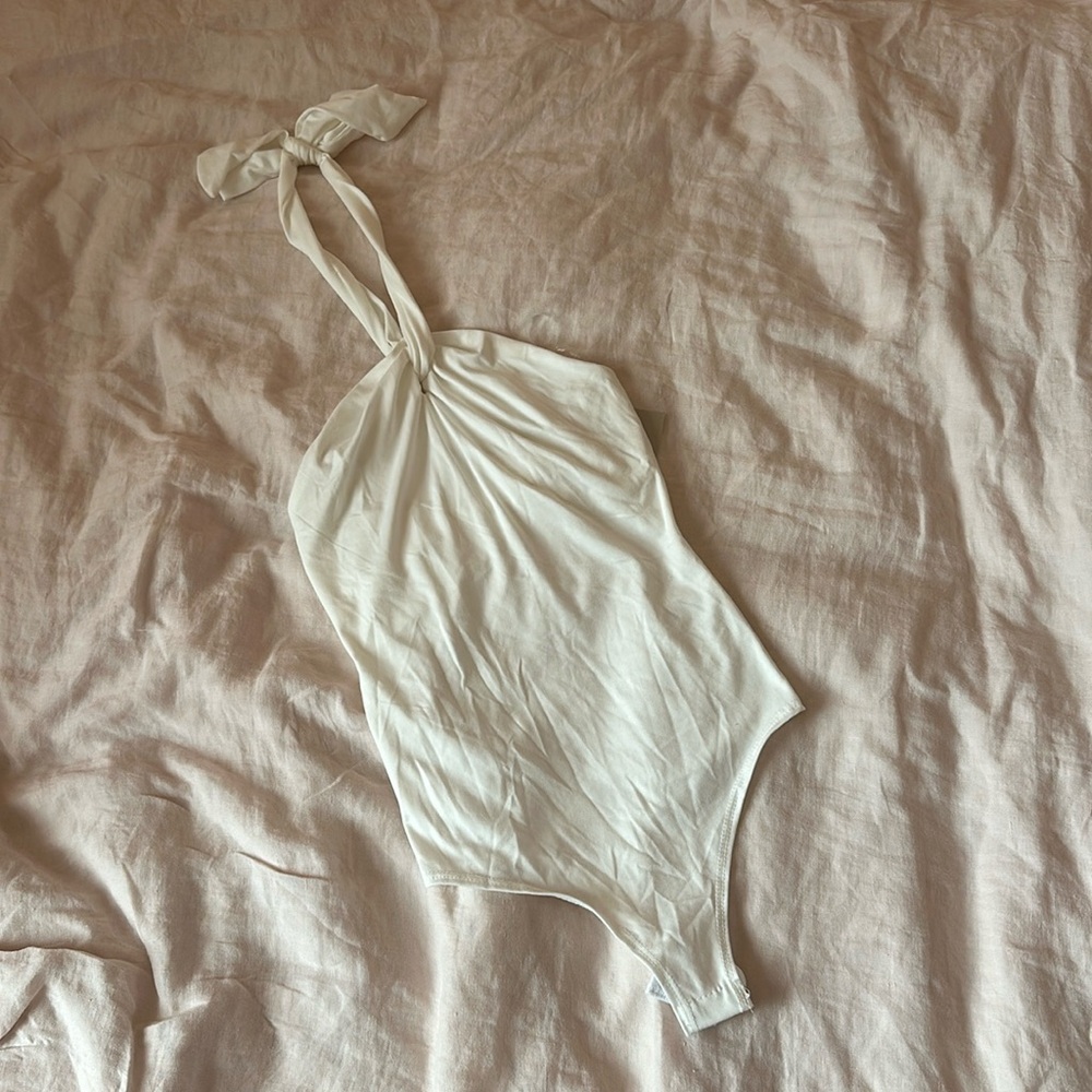 Gaze White Bodysuit